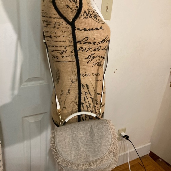 Cynthia ROWELY FELIX LINEN FRINGE CROSSBODY - Picture 7 of 9